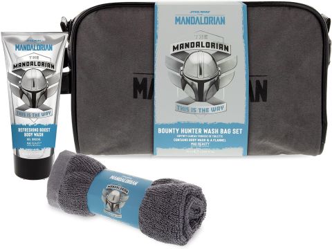 Mandalorian Bounty Hunter Wash Bag Set