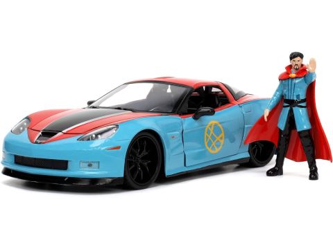 MARVEL DOCTOR STRANGE 2006 CHEVY CORVETTE Z06 1:24 WITH FIGURE 
